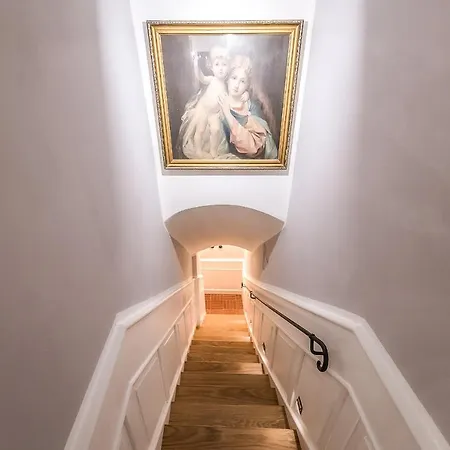 Adalbert Guest house