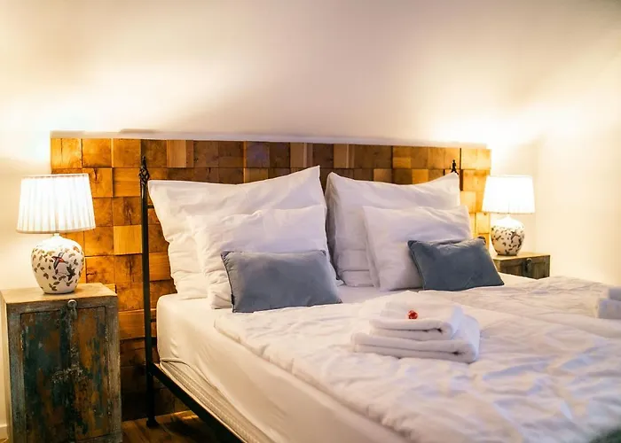 Adalbert Guest house 4*